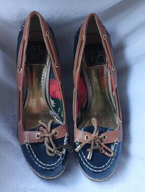 Women's Size 7.5 Sperry Milly for Sperry - Navy Blue/Brown Patent Leather